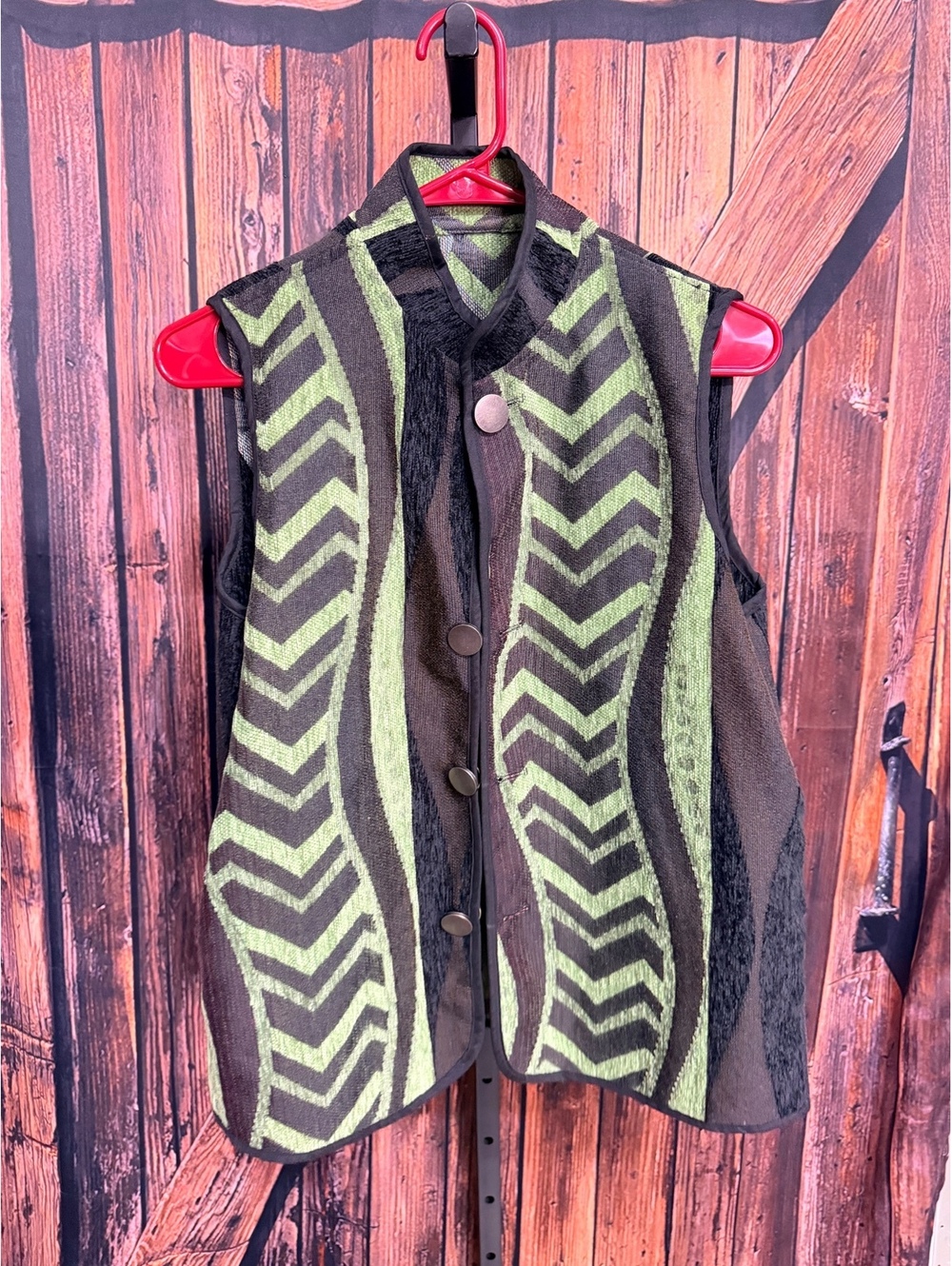 Reversible Patterned Sleeveless Vest with Extra Buttons